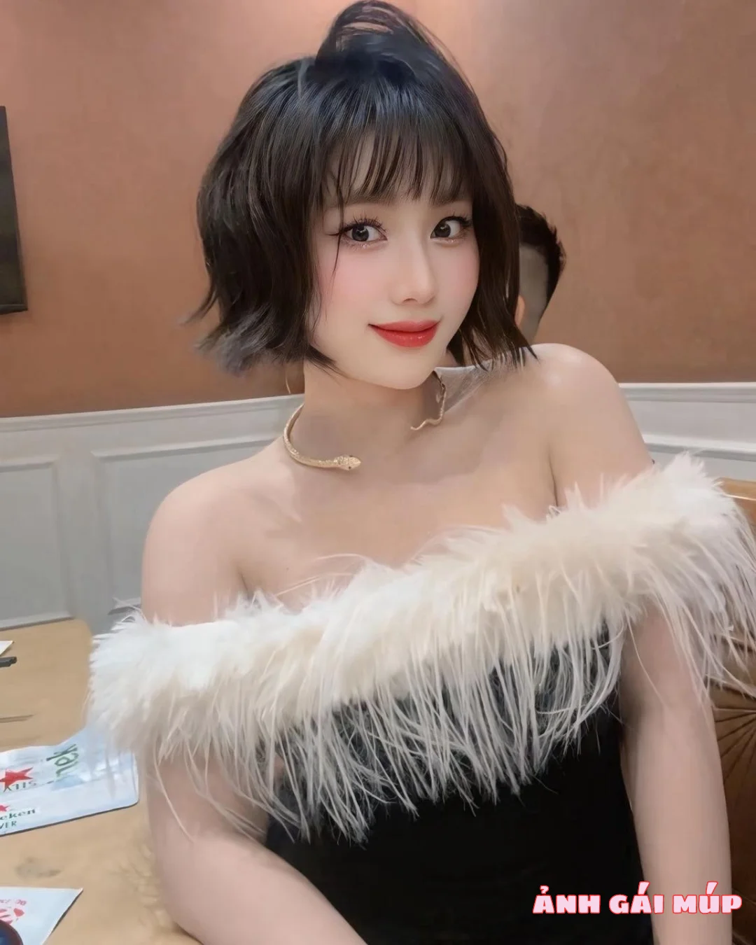 anh gai mup com show bo anh gai mien tay cuc dep 340 400 Ảnh Gái Miền Tây: Miền Sông Nước Căng Tràn Nhựa Sống Ảnh Gái Đẹp