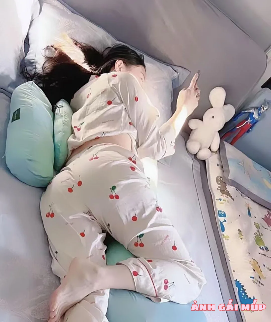 anh gai mup com show bo anh phia sau mot co gai 240 Phía Sau Một Cô Gái: Nét Gợi Tình Làm Say Lòng Nam Nhân Ảnh Gái Đẹp