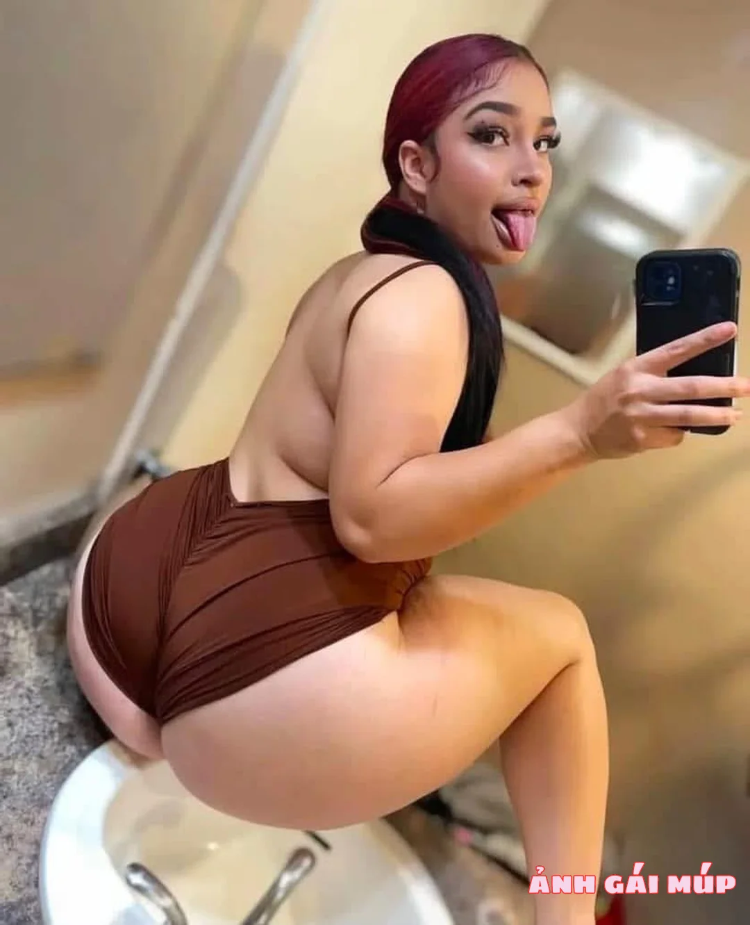 anh gai mup com review anh gai dit long ban 067 400 Ảnh Gái Đít Lồng Bàn: Đường Cong Chà Bá Khiến Anh Em Đứng Hình Ảnh Nóng