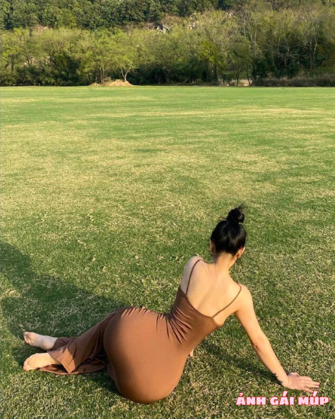 anh gai mup com review anh gai dit long ban 212 400 Ảnh Gái Đít Lồng Bàn: Đường Cong Chà Bá Khiến Anh Em Đứng Hình Ảnh Nóng