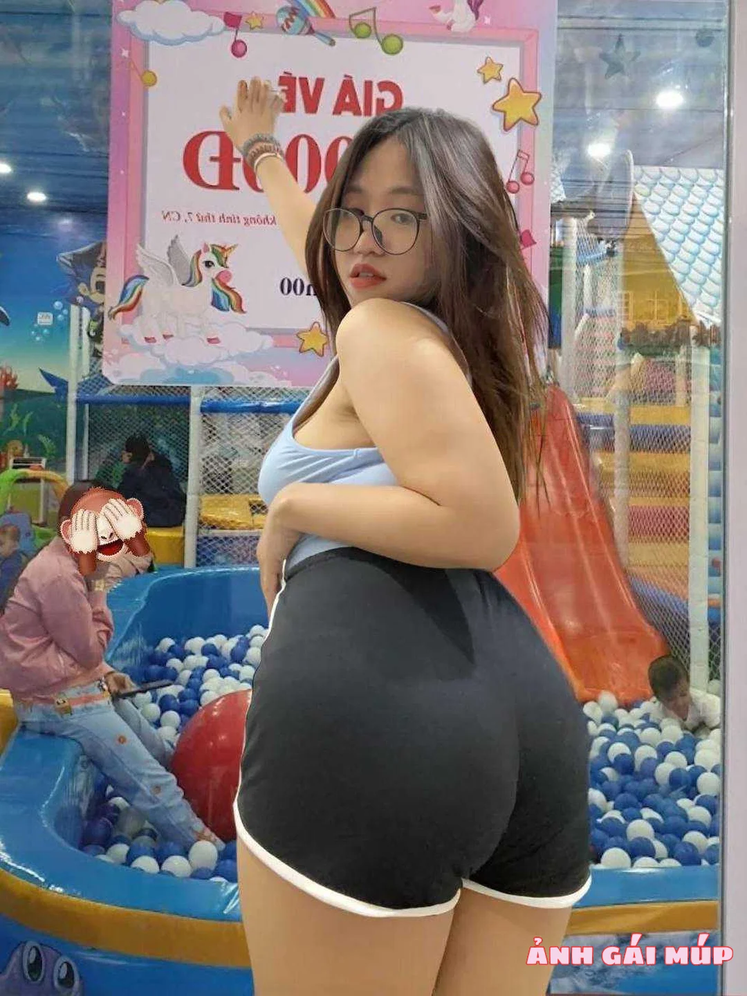 anh gai mup com review anh gai dit long ban 321 400 Ảnh Gái Đít Lồng Bàn: Đường Cong Chà Bá Khiến Anh Em Đứng Hình Ảnh Nóng