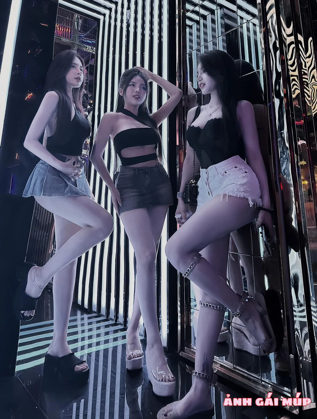 anhgaimup com review bo anh dep cua hoi chi chi em em 030 Chị Chị Em Em: 300 Nét Ngọt Ngào & Gợi Cảm Của Hội Chị Em Ảnh Gái Đẹp