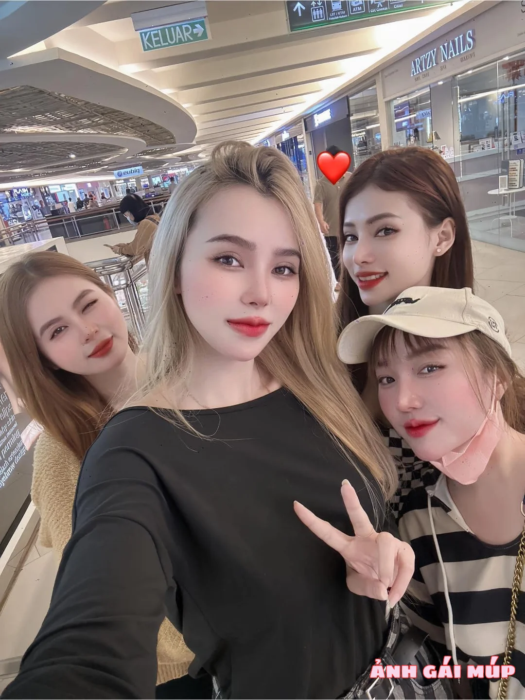 anhgaimup com review bo anh dep cua hoi chi chi em em 083 Chị Chị Em Em: 300 Nét Sexy & Quyến Rũ Của Hội Chị Em Ảnh Gái Đẹp