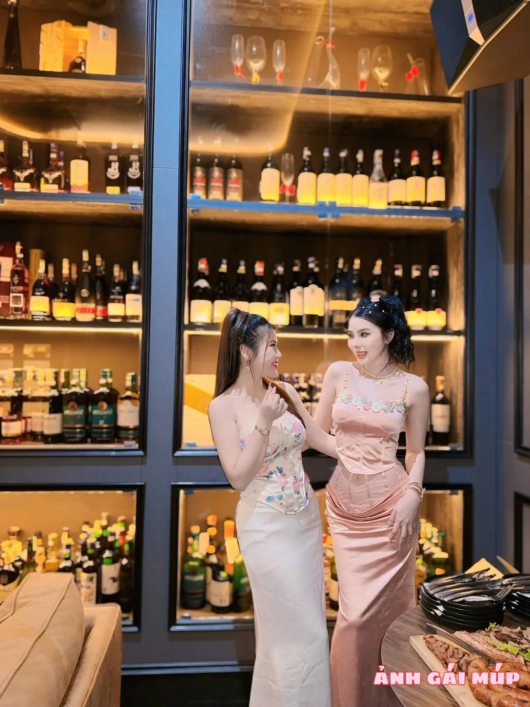 anhgaimup com review bo anh dep cua hoi chi chi em em 099 Chị Chị Em Em: 300 Nét Ngọt Ngào & Gợi Cảm Của Hội Chị Em Ảnh Gái Đẹp