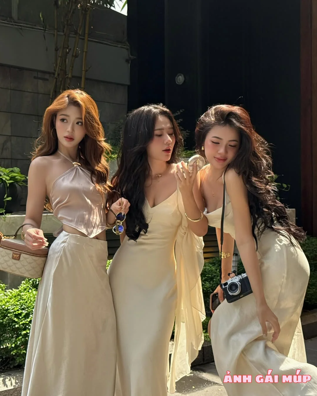 anhgaimup com review bo anh dep cua hoi chi chi em em 160 Chị Chị Em Em: 300 Nét Sexy & Quyến Rũ Của Hội Chị Em Ảnh Gái Đẹp