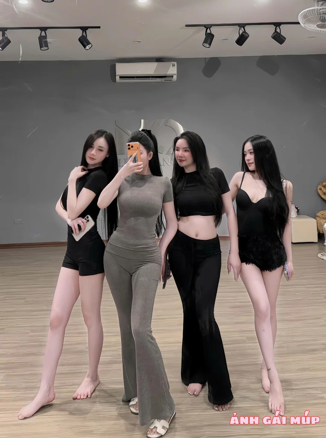 anhgaimup com review bo anh dep cua hoi chi chi em em 193 Chị Chị Em Em: 300 Nét Sexy & Quyến Rũ Của Hội Chị Em Ảnh Gái Đẹp