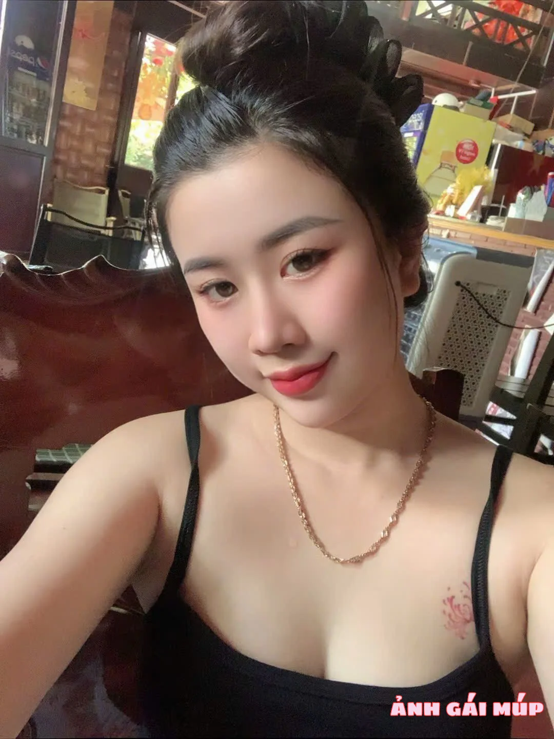 anh gai mup com show bo suu tap anh gai xinh dep 2025 150 Phụ Nữ Đẹp Trong Mắt Anh Em: Gợi Cảm, Bí Ẩn, Đầy Cuốn Hút Ảnh Gái Đẹp