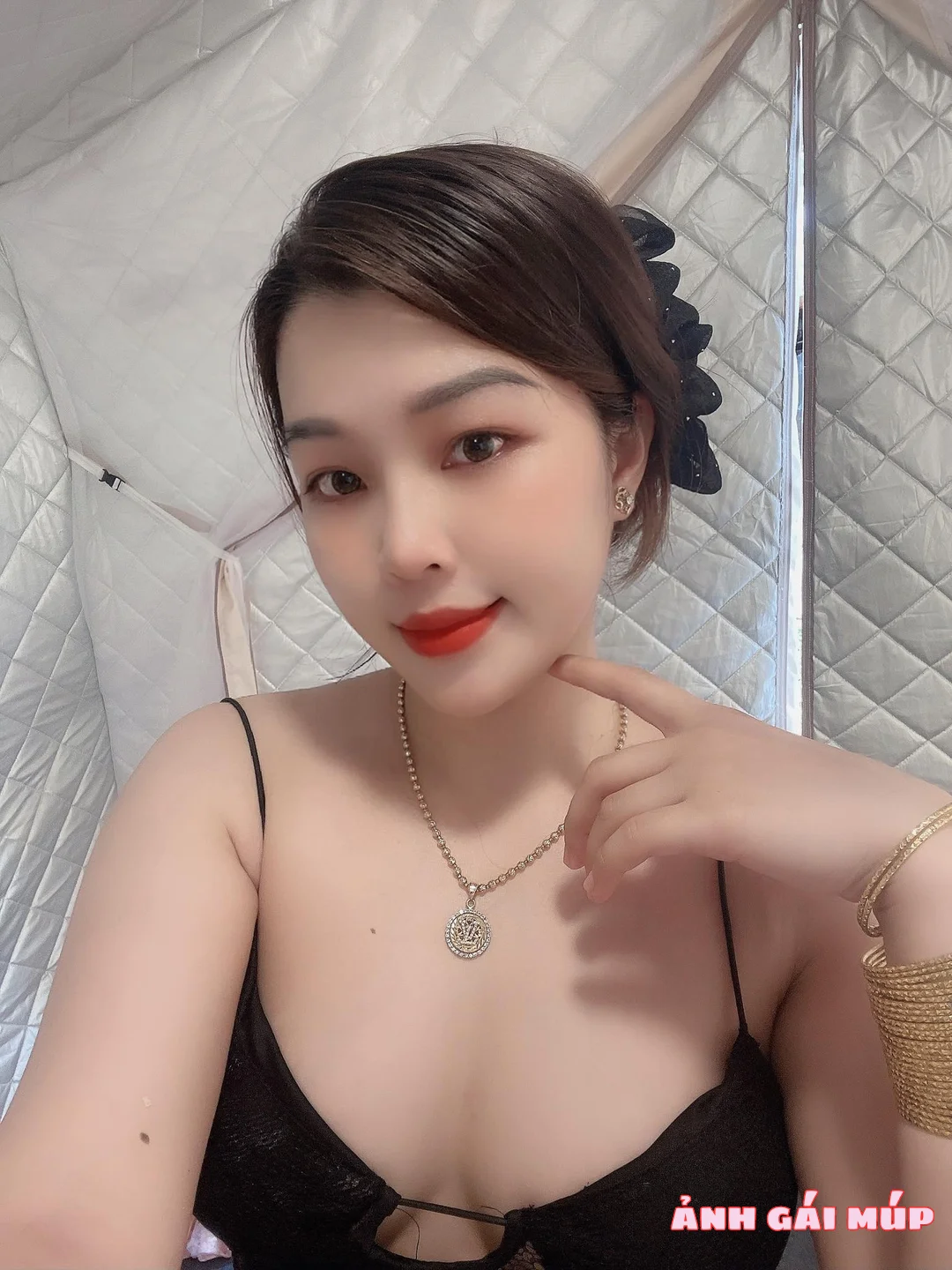 anh gai mup com show bo suu tap anh gai xinh dep 2025 225 Phụ Nữ Đẹp Trong Mắt Anh Em: Gợi Cảm, Bí Ẩn, Đầy Cuốn Hút Ảnh Gái Đẹp