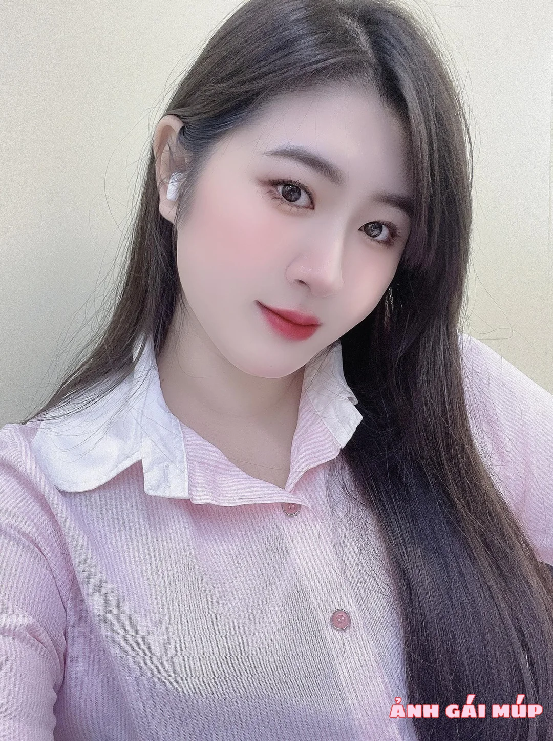 anh gai mup com show bo suu tap anh gai xinh dep 2025 292 Phụ Nữ Đẹp Trong Mắt Anh Em: Gợi Cảm, Bí Ẩn, Đầy Cuốn Hút Ảnh Gái Đẹp