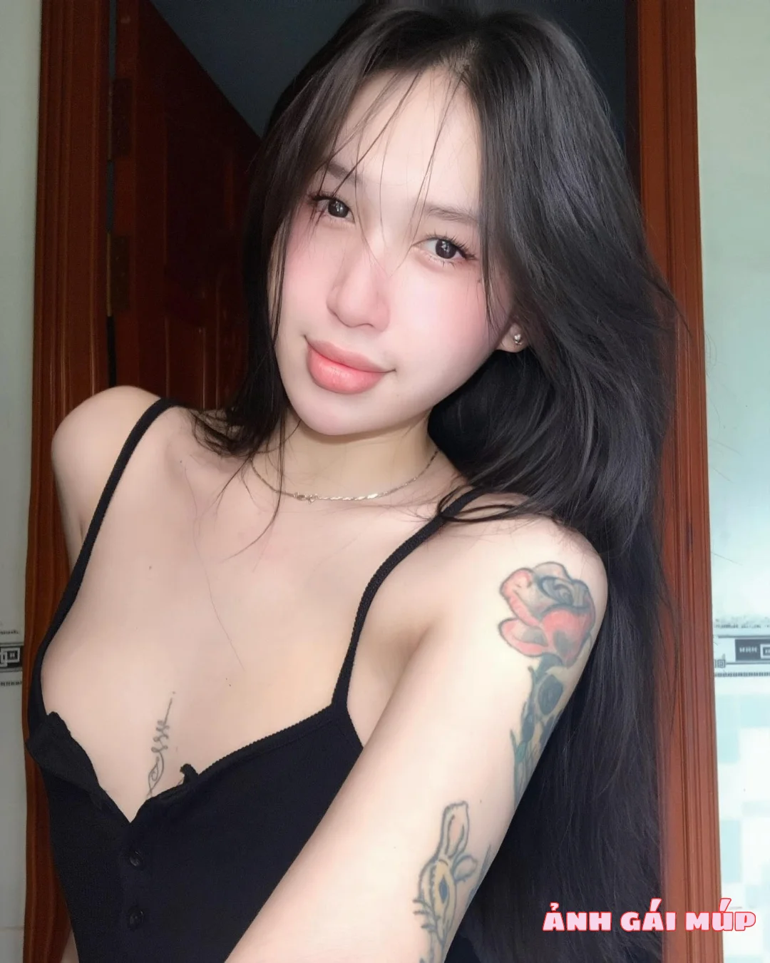 anh gai mup com show bo suu tap anh gai xinh dep 2025 333 Phụ Nữ Đẹp Trong Mắt Anh Em: Gợi Cảm, Bí Ẩn, Đầy Cuốn Hút Ảnh Gái Đẹp