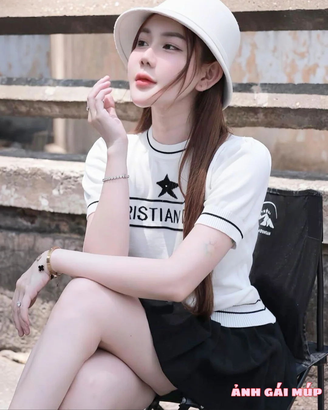 anh gai mup com show bo suu tap anh gai xinh dep 2025 360 Phụ Nữ Đẹp Trong Mắt Anh Em: Gợi Cảm, Bí Ẩn, Đầy Cuốn Hút Ảnh Gái Đẹp