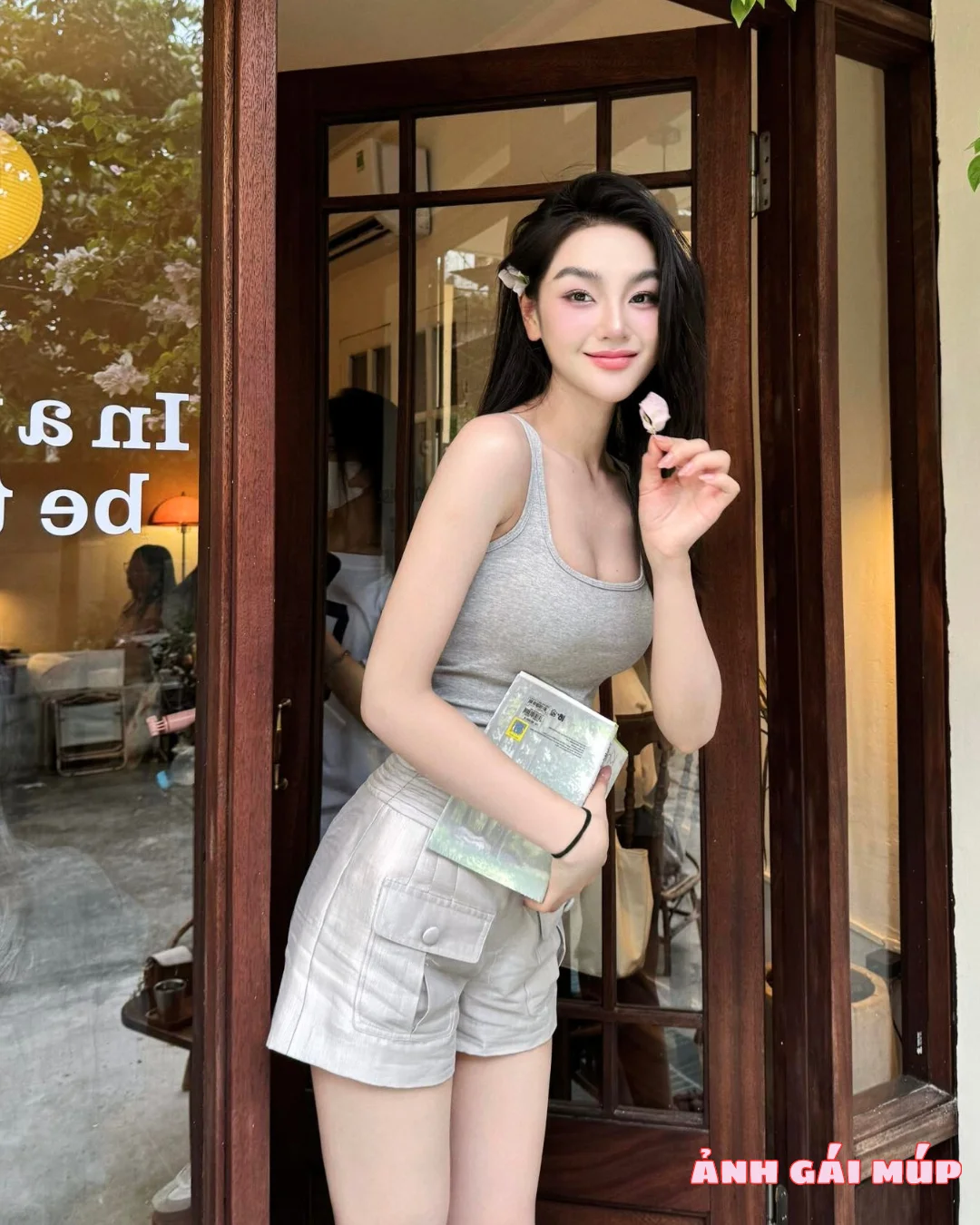 anh gai mup com show bo suu tap anh gai xinh dep 2025 397 Phụ Nữ Đẹp Trong Mắt Anh Em: Gợi Cảm, Bí Ẩn, Đầy Cuốn Hút Ảnh Gái Đẹp