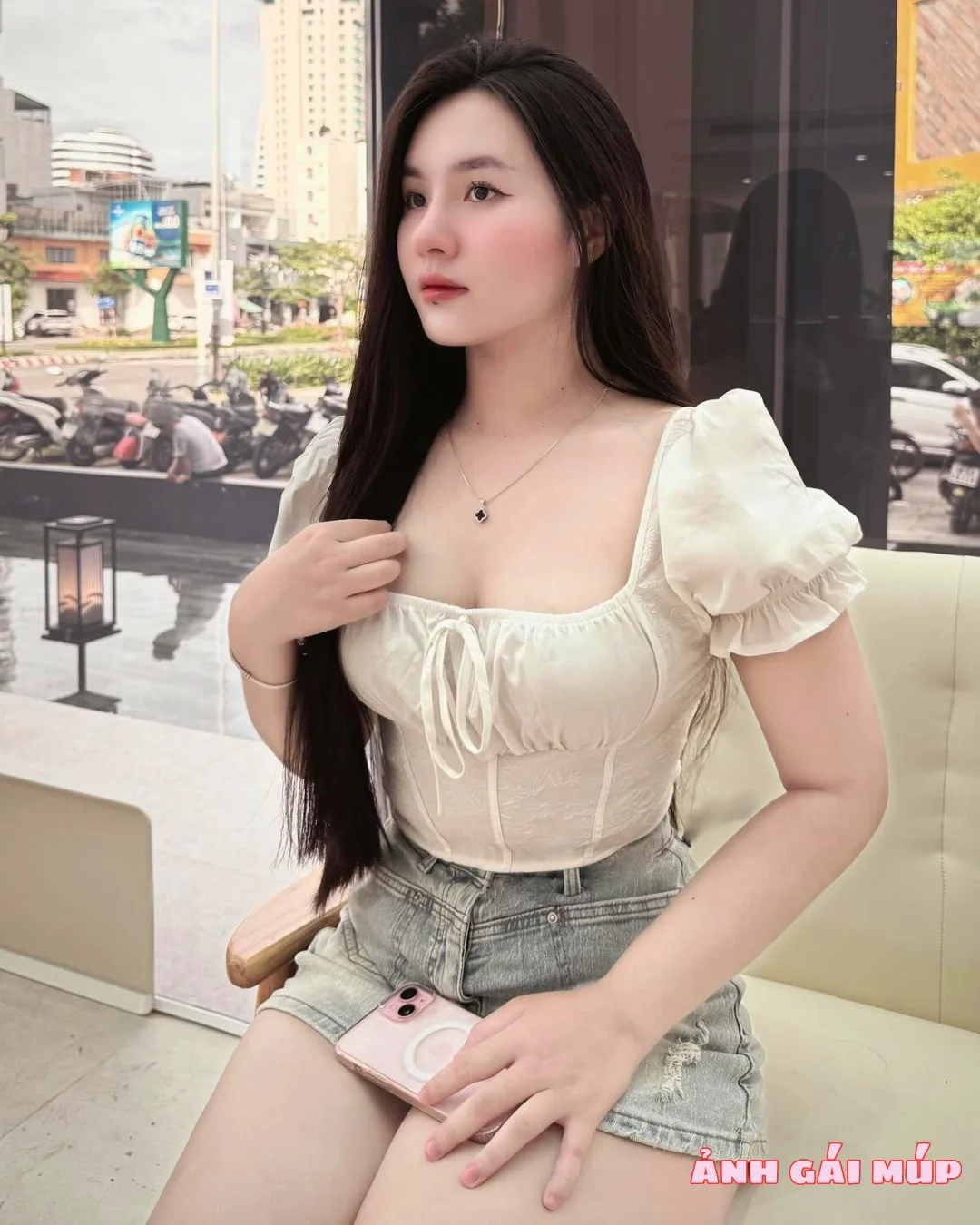 anh gai mup com show bo suu tap anh gai xinh dep 2025 563 Phụ Nữ Đẹp Trong Mắt Anh Em: Gợi Cảm, Bí Ẩn, Đầy Cuốn Hút Ảnh Gái Đẹp