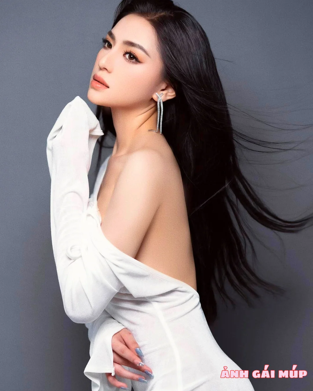 anh gai mup com show bo suu tap anh gai xinh dep 2025 634 Phụ Nữ Đẹp Trong Mắt Anh Em: Gợi Cảm, Bí Ẩn, Đầy Cuốn Hút Ảnh Gái Đẹp