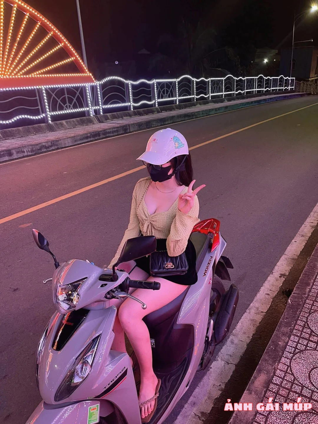 anhgaimup review anh gai dep che mat 073 Ngắm Ảnh Gái Đẹp Che Mặt: Ma Lực Từ Những Body Gợi Tình Ảnh Gái Che Mặt